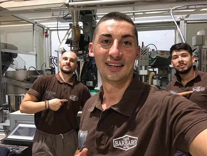 Đội ngũ kỹ thuật sản xuất cà phê Barbaro Italian